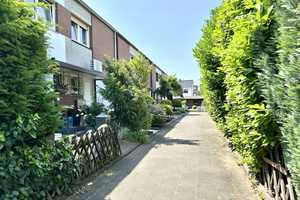FAMILIENFREUNDLICHE WOHNLAGE IN NORF/DERIKUM + GARTEN + GARAGE + 3 SCHLAFZIMMER + KLIMAANLAGE u.v.m. – Oderstraße 00, 41469 Neuss (Rhein-Kreis) – Vorschaubild 34