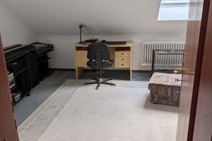 Viel Platz für Ihre Ideen: Provisionsfreie Doppelhaushälfte in Nürnberg-Gebersdorf – Die vollständige Adresse der Immobilie erhältst du vom Anbieter., 90449 Gebersdorf, Nürnberg – Vorschaubild 13