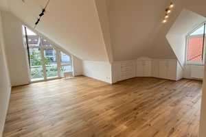 Bad Homburg - Komplett und hochwertig sanierte 5-Zi Maisonette-Whg, Dachterrasse, Balkon – Hochtaunuskreis – Vorschaubild 3