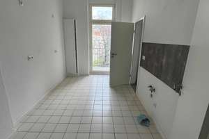 4-Zimmer Wohnung mit Balkon in Magdeburg-Stadtfeld Ost – Freiherr-vom-Stein-Straße 14, 39108 Stadtfeld Ost, Magdeburg – Vorschaubild 9