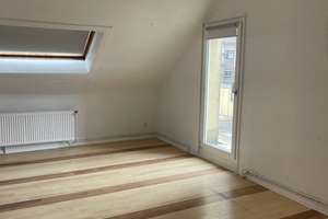 Oststadt/List: Lichtdurchflutete 2-Zimmer-Wohnung mit traumhafter Dachterrasse! – Friesenstr. 13, 30161 Oststadt, Hannover – Vorschaubild 3