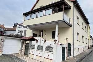 komplett saniertes Dreifamilienhaus in Saarbrücken-Malstatt – Die vollständige Adresse der Immobilie erhältst du vom Anbieter., 66113 St. Johann, Saarbrücken – Vorschaubild 1