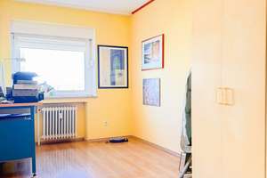 3 - Zimmer Wohnung mit zwei Balkonen sucht neuen Eigentümer  – Eichenweg 1, 41517 Grevenbroich – Vorschaubild 3