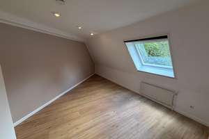 Traumhafte Maisonette-Wohnung mit Garten, Kamin & Stellplatz in Wellingsbüttel – Eckloßberg 11, 22391 Wellingsbüttel, Hamburg – Vorschaubild 12