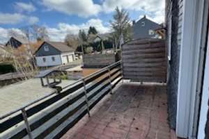 Wilnsdorf Oberdielfen, solide DHH ca. 100m² Wfl, Keller, Garage in guter Lage – Die vollständige Adresse der Immobilie erhältst du vom Anbieter., 57072 Siegen, Siegen – Vorschaubild 9