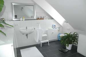 3-Zimmer Dachgeschosswohnung mit eigenem Gartenanteil – 93051 Kumpfmühl-Ziegetsdorf-Neuprüll, Regensburg – Vorschaubild 19