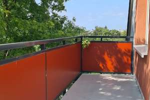 Helle DG-Wohnung mit Balkon und freiem Blick in die Natur – Sigismundstr. 7, 65205 Erbenheim, Wiesbaden – Vorschaubild 9