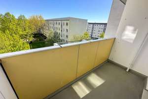 bezugsfrei: ruhige Lage | Südostbalkon | Aufzug | Fernwärme | Blick ins Grüne – Die vollständige Adresse der Immobilie erhältst du vom Anbieter., 4329 Heiterblick, Leipzig – Vorschaubild 9