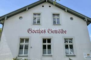 Großzügiges Familienleben in ehrwürdigem Gewand – Die vollständige Adresse der Immobilie erhältst du vom Anbieter., 1169 Naußlitz, Dresden – Vorschaubild 2