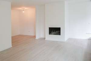 ELEGANTER 3-Zi. TRAUM IN WEISS. 2 TERRASSEN, OFFENER KAMIN, direkt am Unterbacher See – Die vollständige Adresse der Immobilie erhältst du vom Anbieter., 40627 Unterbach, Düsseldorf – Vorschaubild 5