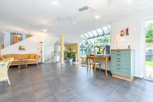 Wohnen auf höchstem Niveau – Einfamilienhaus mit Einliegerwohnung & Pool & Wintergarten – Die vollständige Adresse der Immobilie erhältst du vom Anbieter., 79588 Efringen-Kirchen – Vorschaubild 16