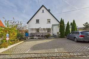 Modernisiertes Zweifamilienhaus mit potentieller Einliegerwohnung – Die vollständige Adresse der Immobilie erhältst du vom Anbieter., 72770 Ohmenhausen, Reutlingen – Vorschaubild 12