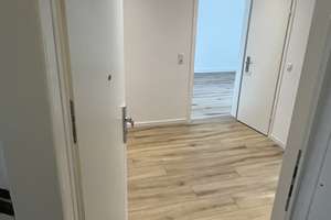 Renovierte und helle 2-Zimmer Wohnung mit Balkon – Brandtsplatz 3, 50825 Neuehrenfeld, Köln – Vorschaubild 12