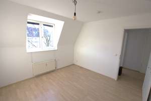 Helles Dachgeschoß mit SW Balkon und Grünblick – Streitstraße 42, 13587 Hakenfelde, Berlin – Vorschaubild 12