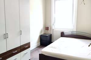 Bezugsfrei: Sanierter 3-Zi.-Stuckaltbau mit Balkon nahe Hölderlinplatz – provisionsfrei – 70193 Hölderlinplatz, Stuttgart – Vorschaubild 6