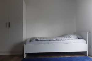 * NUR FÜR STUDENT*INNEN * Möbiliertes Ap.Nr. 17 – Oskar-von-Miller-Str. 74, 86199 Augsburg – Vorschaubild 4