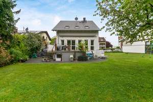 Seltene Gelegenheit ! Modernes EFH + Baugrundstück in sehr attraktiver Lage ! – Die vollständige Adresse der Immobilie erhältst du vom Anbieter., 63329 Egelsbach – Vorschaubild 1