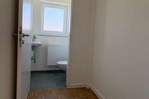 Helle und moderne 4-Zimmer Wohnung in Top-Lage mit Balkon - KfW-Effizienzhaus 70 EE – Schweppermannstraße 79, 90408 Uhlandstraße, Nürnberg – Vorschaubild 3