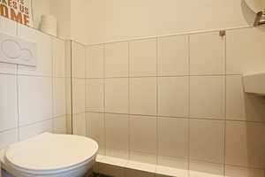 RESERVIERT | teilsaniertes Endreihenhaus mit Kamin, Balkon, Keller, Garage uvm. – Pinneberg (Kreis) – Vorschaubild 3