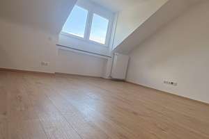 Ruhiges Rückzugs-Apartment im Dachgeschoss - frisch saniert & stilvoll eingerichtet – Heidestr. 172, 51147 Wahnheide, Köln – Vorschaubild 9