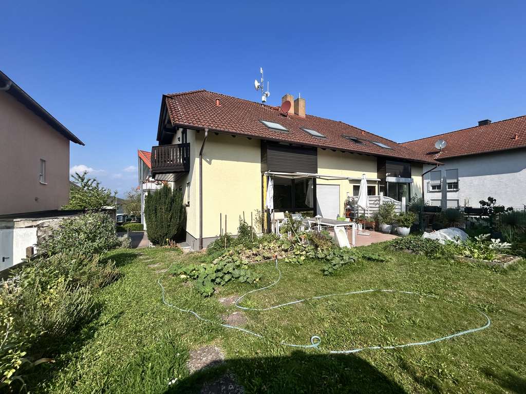 Immobilie in Karben - Voll vermietete DHH mit 6 Einheiten - Kapitalanlage in gefragter Lage! - Bild 0