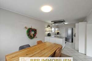Befristet auf 1 Jahr: Großzügiges Einfamilienhaus mit sonnigem Südwest-Garten in München-Trudering – Die vollständige Adresse der Immobilie erhältst du vom Anbieter., 81827 Waldtrudering, München – Vorschaubild 3