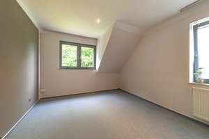 Junges, familienfreundliches Reihenendhaus mit
schönem Garten in Nadorst – Die vollständige Adresse der Immobilie erhältst du vom Anbieter., 26127 Nadorst, Oldenburg (Oldenburg) – Vorschaubild 16