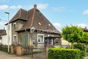 Gemütliche Doppelhaushälfte mit Charme, Gartenidylle und Potenzial
