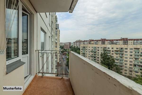 3-Zimmer-Wohnung mit Balkon, Duisburg – Bild 1
