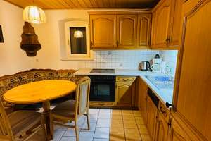 HAUS Zweiseitenhof mit Potenzial, gut erhaltenes Wohnhaus, 2 Garagen + Scheune + gr. Garten – Hauptstr. 9, 99958 Tonna – Vorschaubild 8