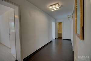 Helle 4 Zimmer-Wohnung mit Südbalkon in ruhiger Wohnanlage nahe Ostpark – Die vollständige Adresse der Immobilie erhältst du vom Anbieter., 81735 Neuperlach, München – Vorschaubild 2