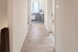 Exklusiv renovierte Doppelhaushälfte mit Charakter – Ihr neues Zuhause in Heilbronn-Sontheim – Die vollständige Adresse der Immobilie erhältst du vom Anbieter., 74081 Sontheim, Heilbronn – Vorschaubild 9