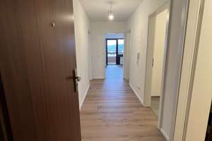 Kernsanierte 2,5-Zimmer-Wohnung mit Balkon, EBK, Aufzug & Tiefgarage – Industriestraße 21, 75181 Huchenfeld, Pforzheim – Vorschaubild 15