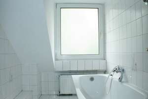 BITTE BESCHREIBUNG LESEN!!!Charmante Wohnung – ideal zur Eigennutzung oder als Kapitalanlage!!! – Die vollständige Adresse der Immobilie erhältst du vom Anbieter., 42107 Elberfeld, Wuppertal – Vorschaubild 7