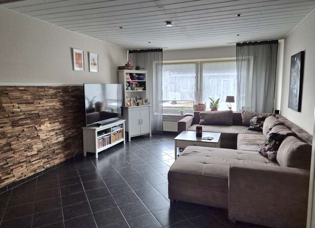 Immobilie in Beckum - Familienidyll in guter Lage - Einfamiienhaus mit Südgrundstück in Neubeckum! - Bild 2