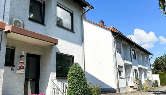 Bild von Reihenendhaus mit Garage & Garten – ideal für Familien!