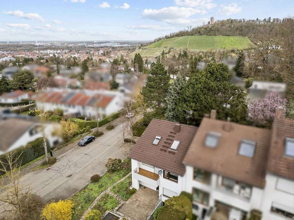 Luftansicht mit Umgebung