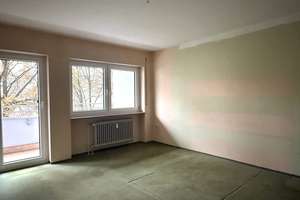 Großzügige 4-Zimmer-Wohnung mit großer West-Loggia  – Die vollständige Adresse der Immobilie erhältst du vom Anbieter., 90480 Zerzabelshof, Nürnberg – Vorschaubild 3