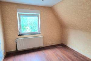 Charmantes Einfamilienhaus - 4 Stellplätze - Terrasse - Balkon - Keller – Die vollständige Adresse der Immobilie erhältst du vom Anbieter., 73540 Heubach – Vorschaubild 13