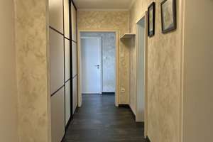 Attraktive 4,5-Zimmer-Wohnung mit Balkon in zentraler Lage von Weende – Die vollständige Adresse der Immobilie erhältst du vom Anbieter., 37077 Weende, Göttingen – Vorschaubild 2