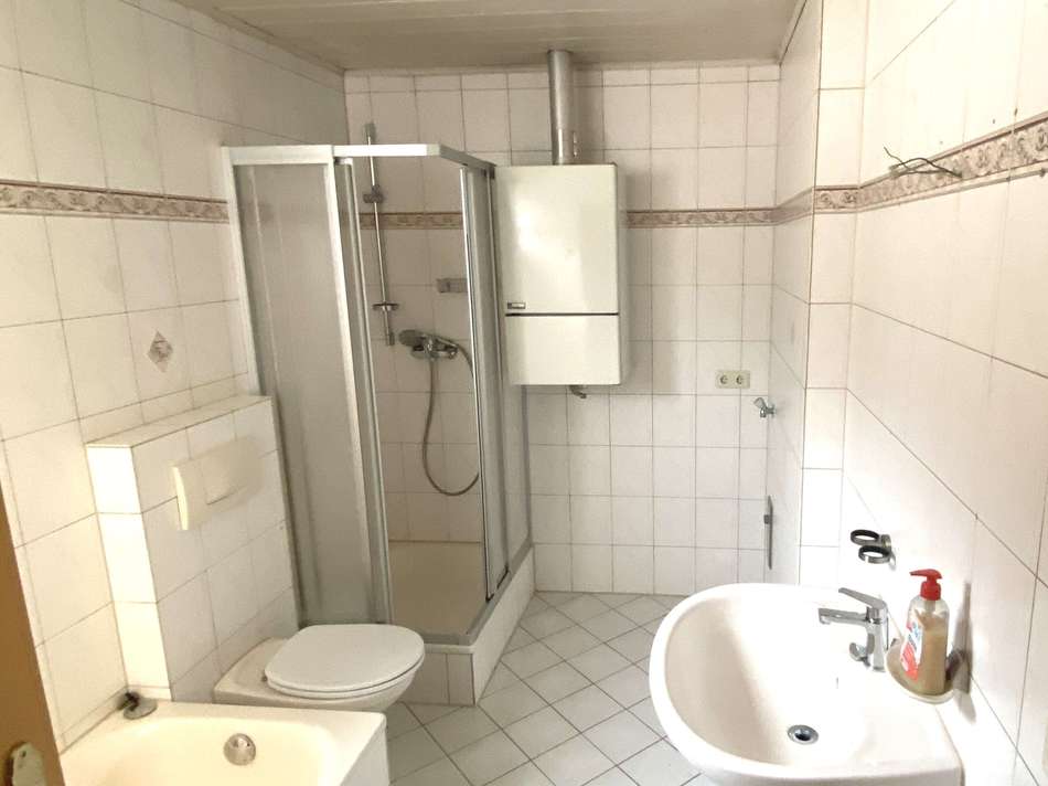 Badezimmer 1.OG