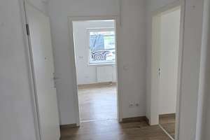 Kleine Erdgeschosswohnung zentral in Bottrop.. – Friedrich-Ebert-Str. 132, 46236 Stadtmitte, Bottrop – Vorschaubild 1