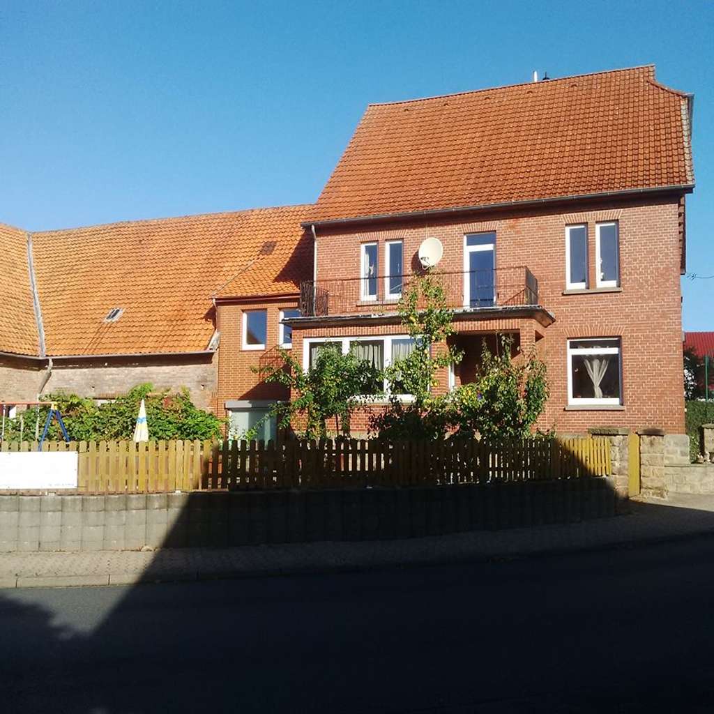 Immobilie in Söhlde - Mehrgenerationenhaus Mehrfamilienhaus Ortsmitte Hoheneggelsen - Bild 0