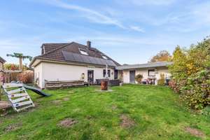 Platz zum Durchatmen - Modernes Einfamilienhaus in Heide – Die vollständige Adresse der Immobilie erhältst du vom Anbieter., 25746 Heide – Vorschaubild 3