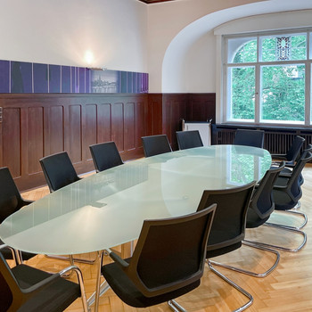 Privater Büroraum für 4 Person in Regus Villa Grumpt