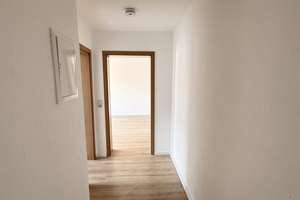 Schöne 2-Raumwohnung mit Balkon, Stpl. und neuer EBK! Tageslichtbad! – Leipziger Straße 85, 8058 Nordvorstadt, Zwickau – Vorschaubild 6