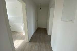 Fertig renoviert! Schöne 3,5-Zimmer Wohnung mit Balkon – Gelsenkirchener Str. 281, 45327 Katernberg, Essen – Vorschaubild 2