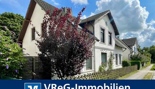 Bild von NEU: Historisches Zweifamilienhaus mit großem Hof in bester Lage von HH-Lohbrügge