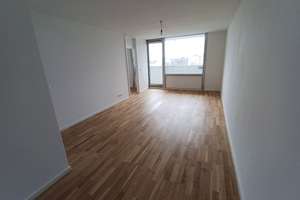 Helle 1-Zimmer-Wohnung in München mit Balkon und tollen Ausblick – Appenzeller Straße 137, 81475 Fürstenried-West, München – Vorschaubild 1