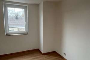 Schöne Dachgeschosswohnung in ruhiger Lage – Buschhüterdyk 14, 47803 Inrath/Kliedbruch, Krefeld – Vorschaubild 2